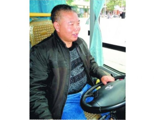 公交好司机候选人郭永岱:体贴乘客 忠于职守